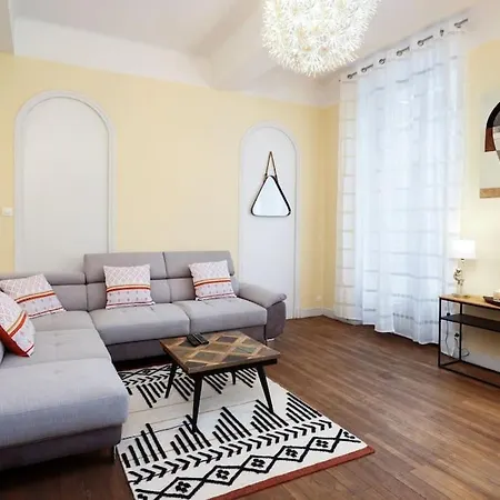 L'hotel Particulier, 120m2, Hypercentre, Wifi / Conciergeriedamecarcas Апартаменты