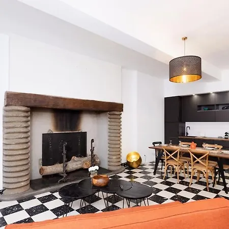 L'hotel Particulier, 120m2, Hypercentre, Wifi / Conciergeriedamecarcas Каркассон