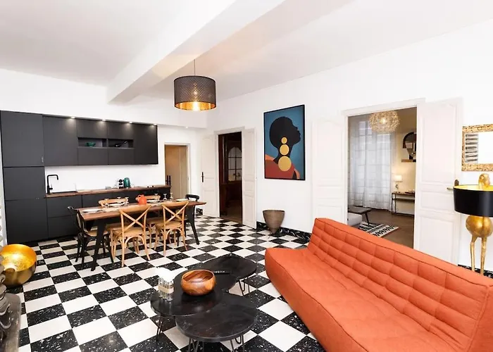 公寓 L'hotel Particulier, 120m2, Hypercentre, Wifi / Conciergeriedamecarcas 卡尔卡松