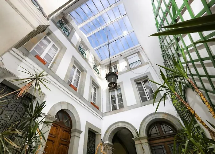 公寓 L'hotel Particulier, 120m2, Hypercentre, Wifi / Conciergeriedamecarcas 卡尔卡松